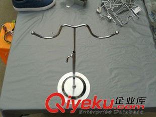 掛包架 the display bracket use for support the glass-佛山市三水區豐固五金制品提供掛包架 the display bracket use for support the glass的相關介紹、產品、服務、圖片、價格佛山市三水區豐固五金制品、AA支架;AA支柱;圓柱;方管;方柱;時裝掛勾;貨架;展示架;不銹鋼梯柱;掛衣勾;掛衣架;鋁合金配件;掛包架;超市掛鉤;落地架